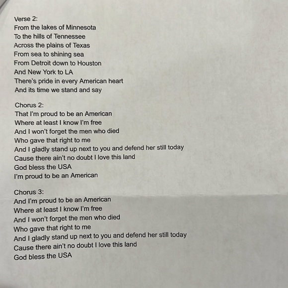 “God Bless the USA” singing teddy bear - Picture 12 of 12